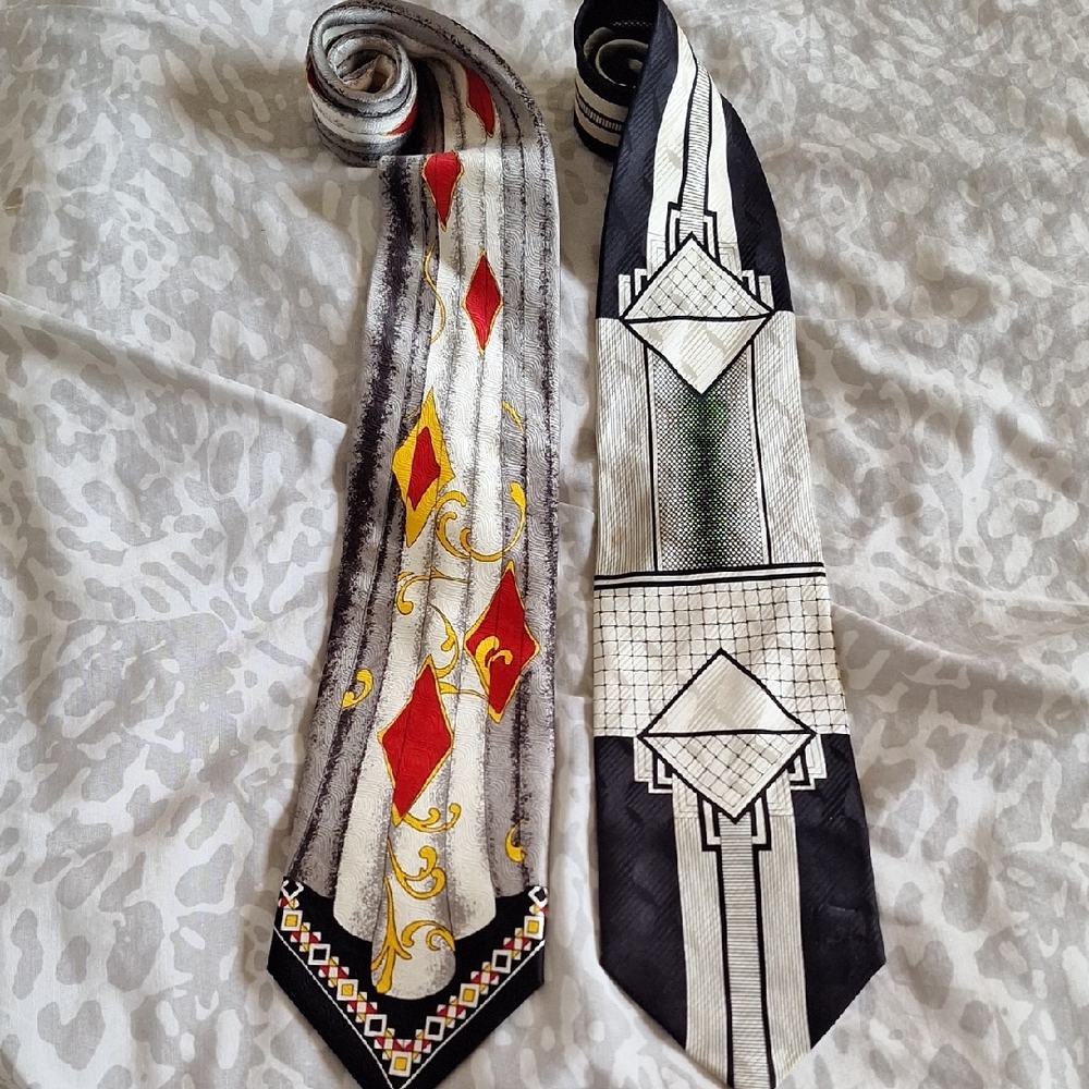 Laurant Benon Paris Men's Art Deco Vintage Patterned Silk Tie Red Yellow & Black